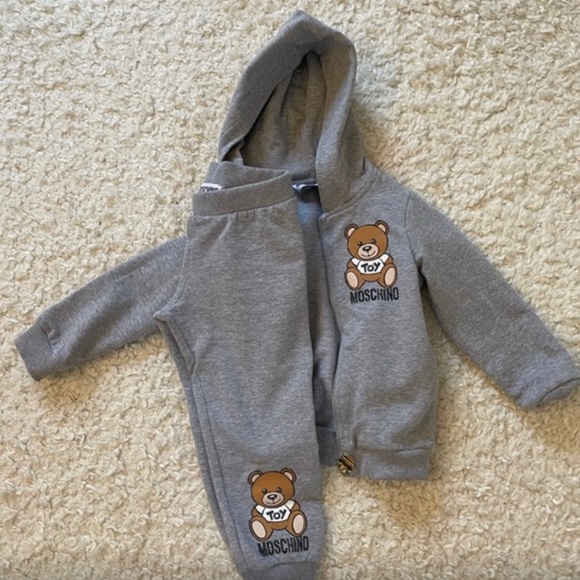 Moschino baby tracksuit - Picture 2 of 5